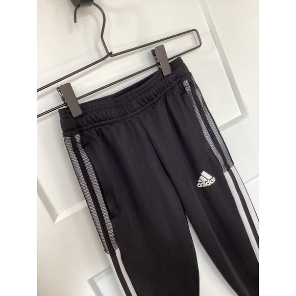 Adidas Originals Big Kids Tiro 21 Primegreen Track Pants Activewear Black SZ 5-6 - Picture 3 of 15